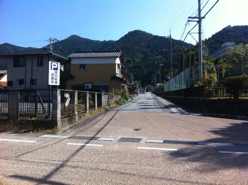 織田家ゆかりの城下町、柏原その2 ～織田家廟所～ 中島大祥堂丹波本店のブログ 「中島大祥堂の日々」